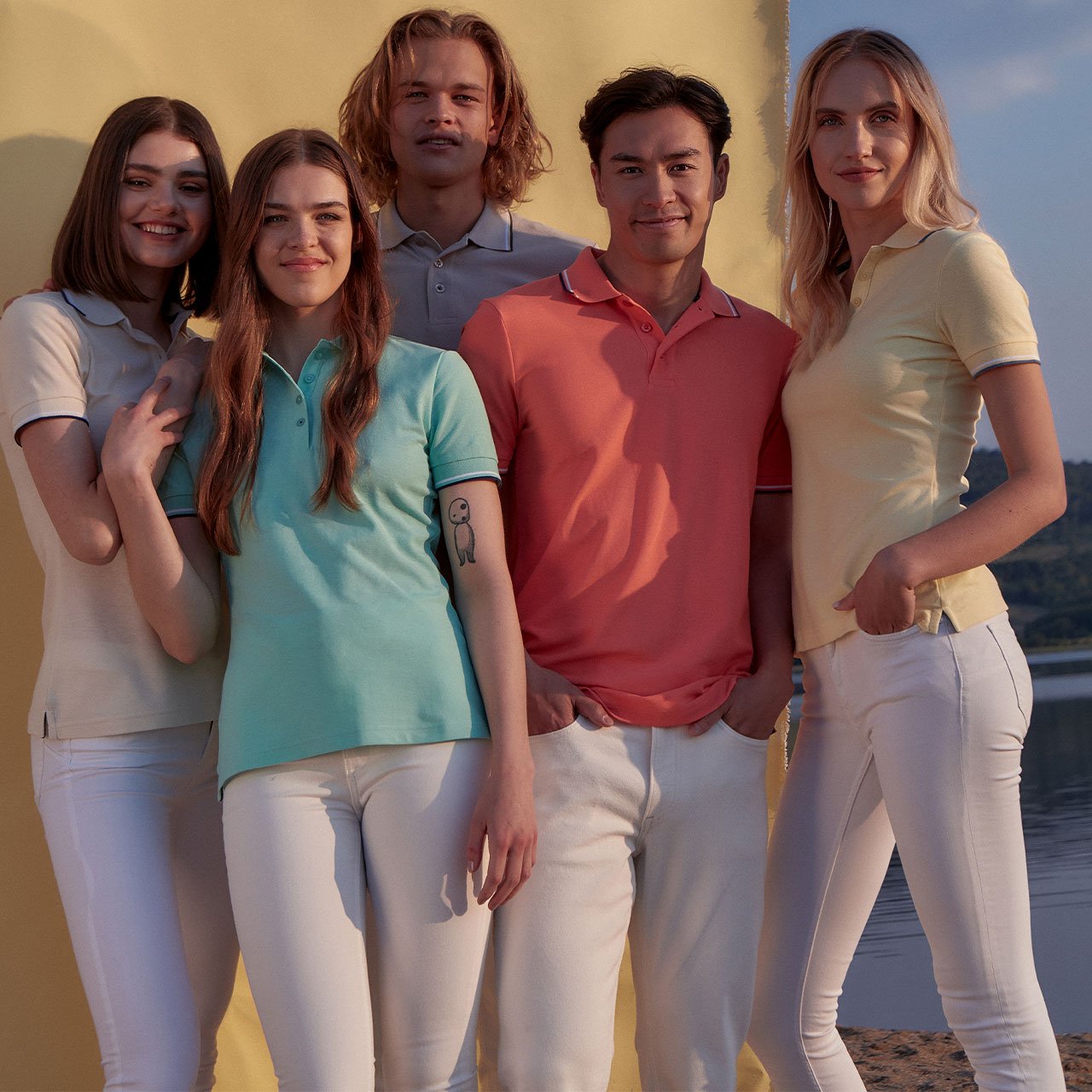 (P) Eleganța casual timeless a tricourilor polo